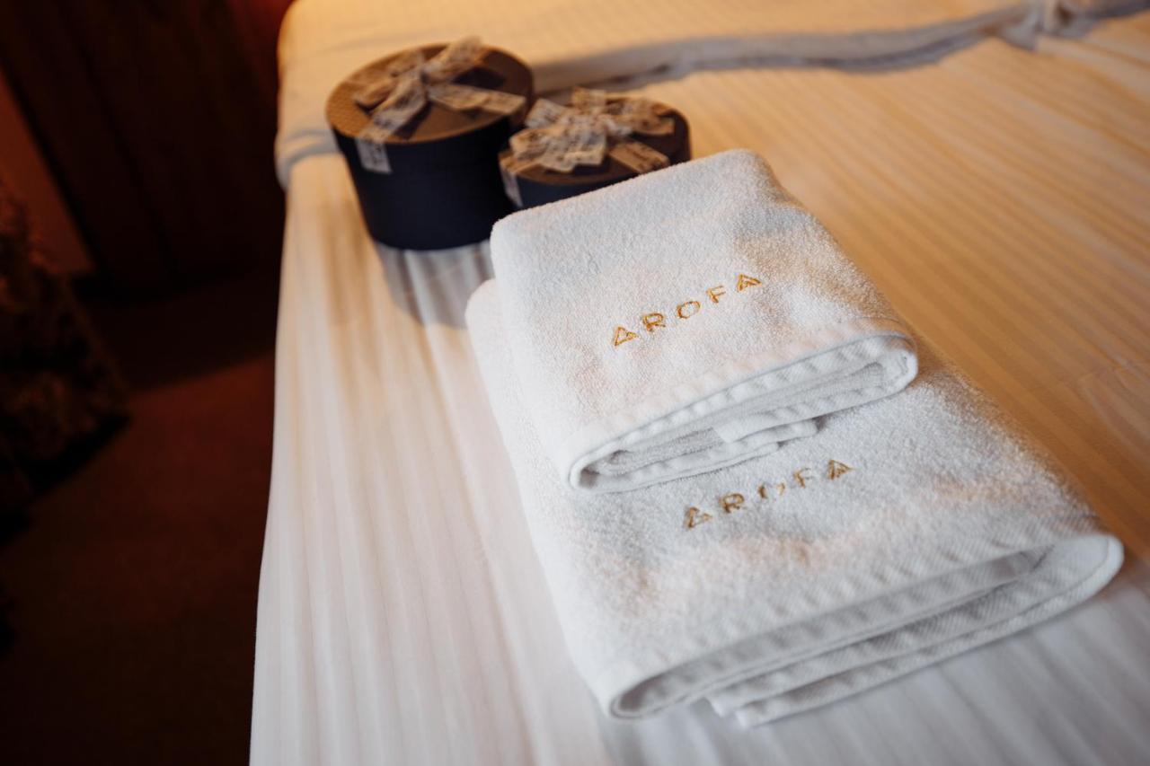 Private Rooms In Hotel Lift 1R บูโคเวล ภายนอก รูปภาพ
